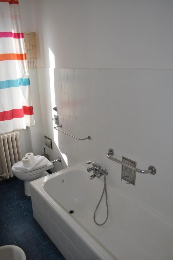 Casa Faby - Family House Milano Baggio Apartment Bagian luar foto